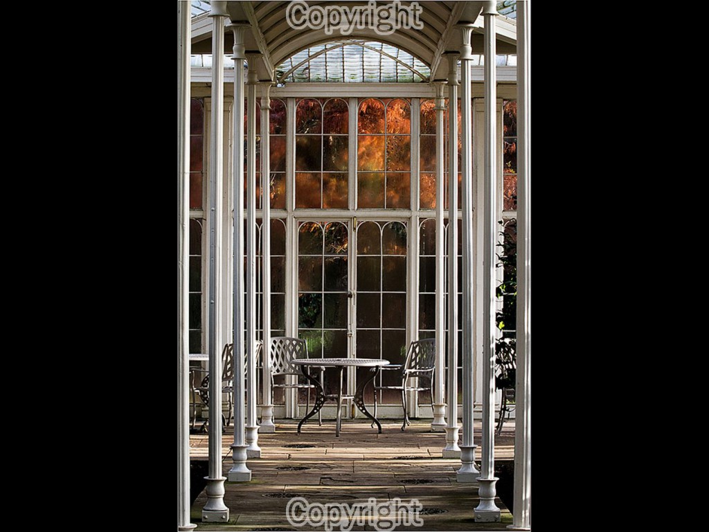 https://www.harrisoncameras.co.uk/blog/wp-content/uploads/2015/10/2nd-Glyn-Kaye-Autumnal-Conservatory-Canon-7D-with-70-300mm-L-Series