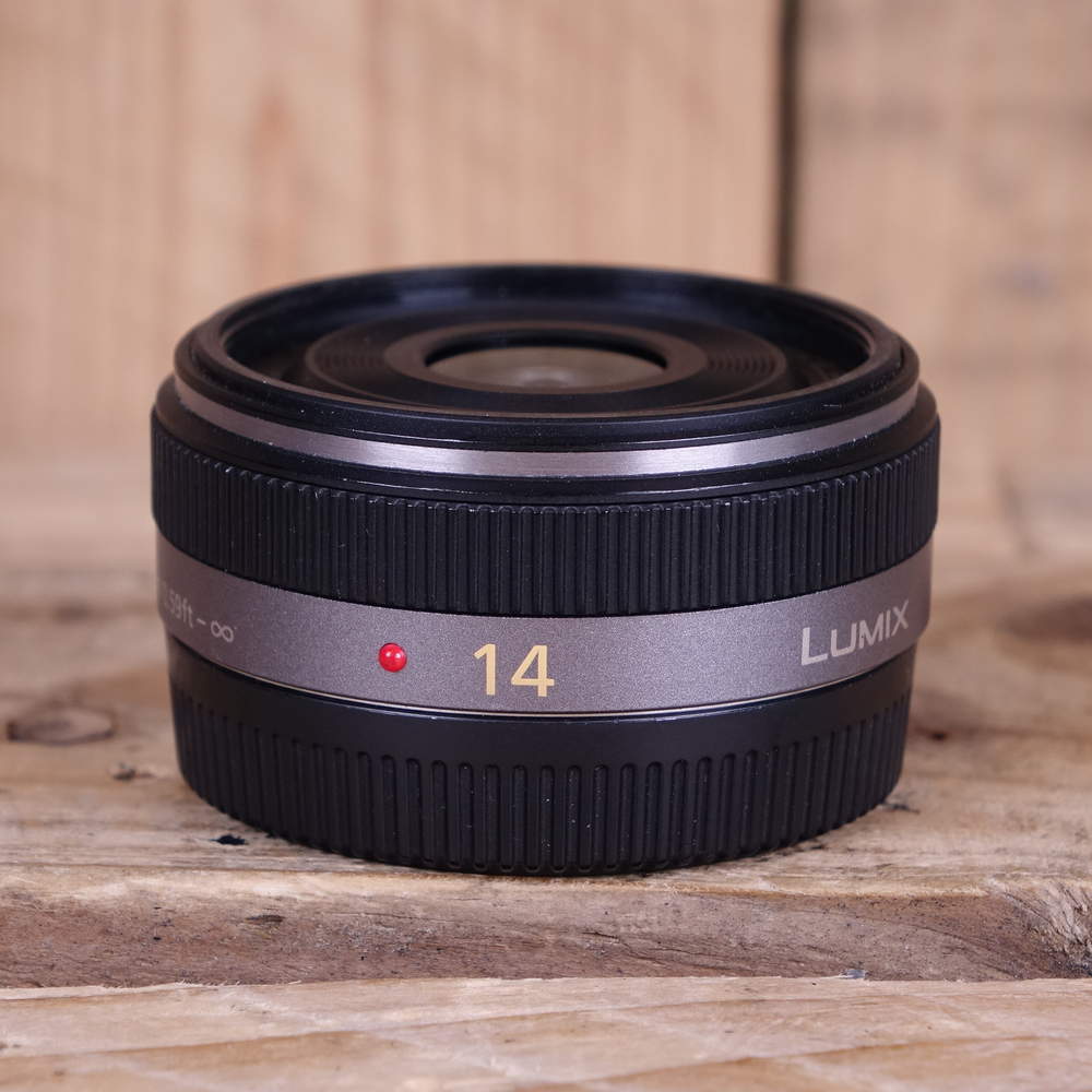 Used Panasonic 14mm f2.5 ASPH Micro Four Thirds Lens