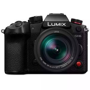 Panasonic GH6 Lumix Camera With 12-60mm LEICA Lens