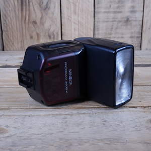 Used Minolta Program 3500Xi Flashgun for Dynax Film SLR Cameras