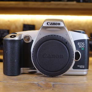 Used Canon EOS 500N QD 35mm Film Camera Body