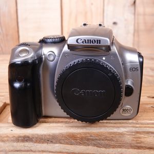 Used Canon EOS 300D DSLR Silver Camera Body