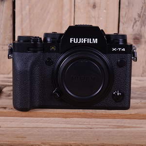 Used Fujifilm X-T4 Black Digital Camera Body