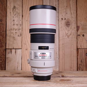 Used Canon EF 300mm F4 L IS Lens