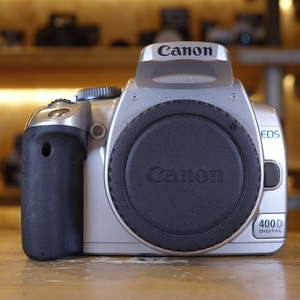 Used Canon EOS 400D DSLR Silver  Camera Body