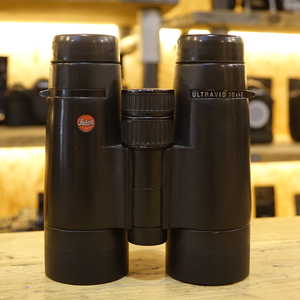 Used Leica 10x42 Ultravid BR Black Binoculars 40262