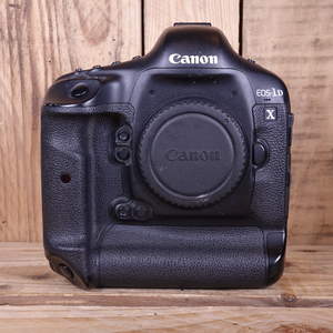 Used Canon EOS 1DX DSLR Camera Body