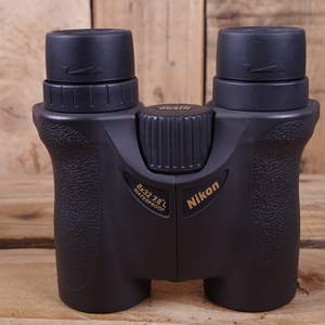 Used Nikon 8x32  HG L DCF Binoculars