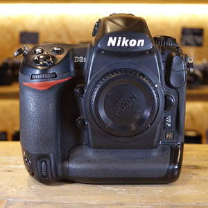 Used Nikon D3S Digital SLR Digital Camera Body