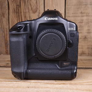 Used Canon EOS 1D Mark II Digital SLR Camera