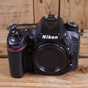 Used Nikon D7100 DSLR Camera Body
