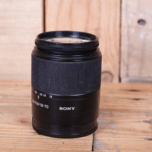 Used Sony DT AF 18-70mm F3.5-5.6  Lens Sony A-Mount
