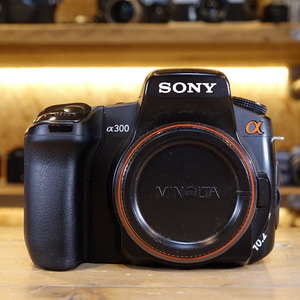 Used Sony A300 Digital SLR Camera body