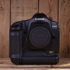 Used Canon EOS 1D Mark II  Digital SLR Camera
