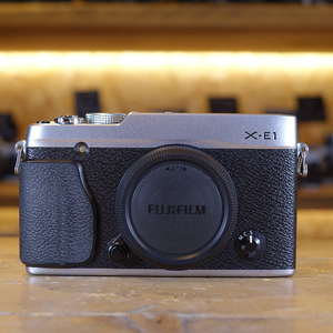 Used Fujifilm X-E1 Silver Camera Body