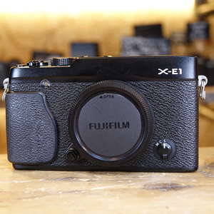 Used Fujifilm X-E1 Black Camera Body