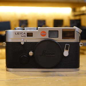 Used Leica M6 TTL .85 Silver Rangefinder Camera Body