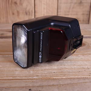 Used Minolta Program 3200i Flashgun for 35mm Dynax Cameras
