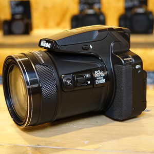 Used Nikon Coolpix P900 Digital Camera
