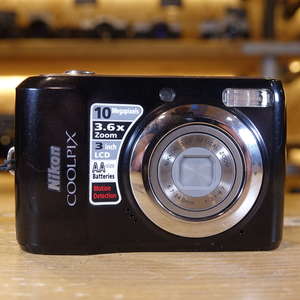 Used Nikon Coolpix L20 Digital Camera