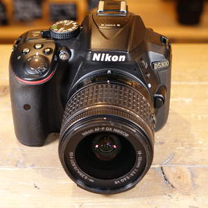 Used Nikon D5300 D-SLR Camera with AF-P 18-55mm VR G Lens