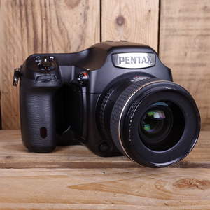 Used Pentax 645Z Medium Format Camera with AF 55mm F2.8 FA Lens