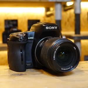 Used Sony Alpha A450 D-SLR Camera with Sony 18-70 mm F3.5-5.6 Lens