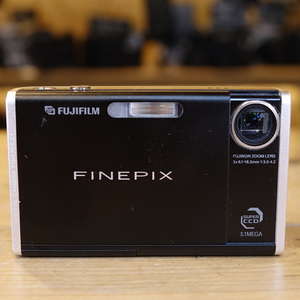 Used Fujifilm FinePix Z1 Digital Compact Camera