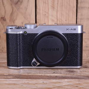 Used Fujifilm X-A2 Silver Camera Body