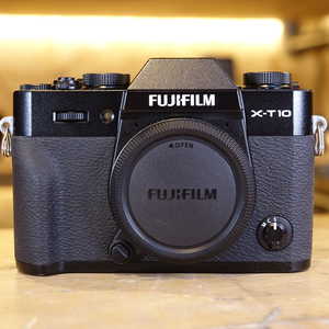 Used Fujifilm X-T10 Black Digital Camera
