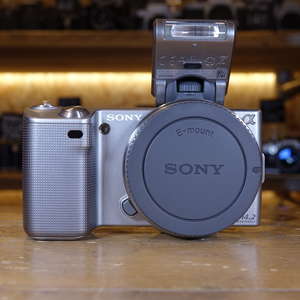 Used Sony NEX-5 Digital Camera Body