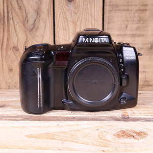 Used Minolta Dynax 700si 35mm SLR Camera Body