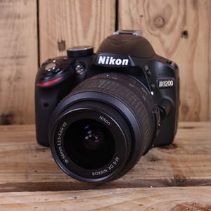 Used Nikon D3200 DSLR Camera with AF-S 18-55mm VR II Lens