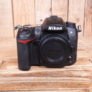 Used Nikon D7000 DSLR Camera Body