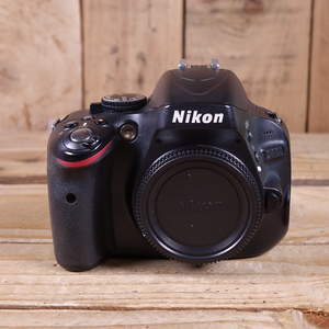 Used Nikon D5100 Digital SLR Camera Body