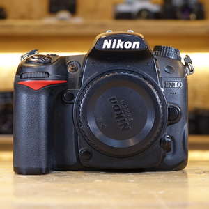 Used Nikon D7000 D-SLR Camera Body