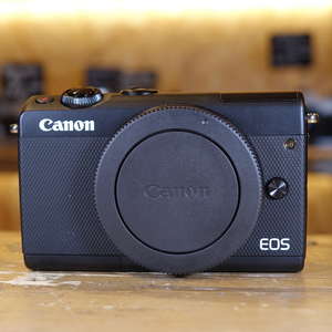 Used Canon EOS M100 Black Camera Body