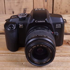 Used Canon EOS 5000 35mm Film Camera with EF 38-76mm lens