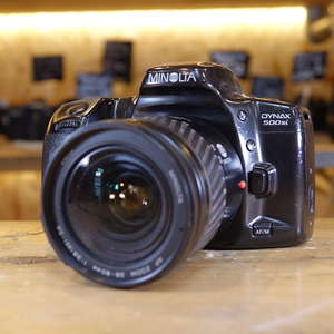Used Minolta Dynax 500si 35mm SLR Camera with AF 28-80mm Lens