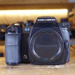 Used Minolta Dynax  5D DSLR Camera Body