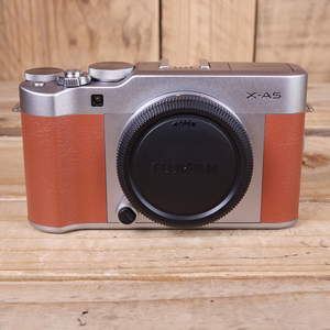 Used Fujifilm X-A5  Camera Body