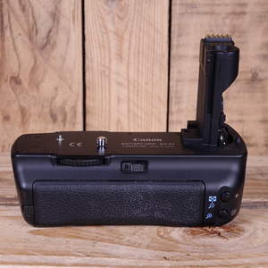 Used Canon BG-E4 Battery Grip for EOS 5D Mark I