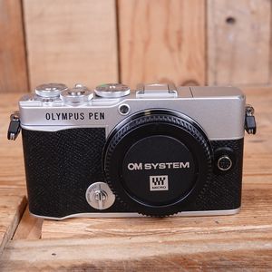 Used Olympus E-P7 Silver Digital Camera Body