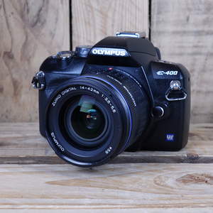 Used Olympus E-400 Camera body with 14-42mm Lens