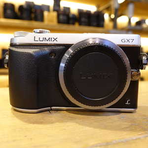 Used Panasonic Lumix DMC-GX7 Silver Camera Body