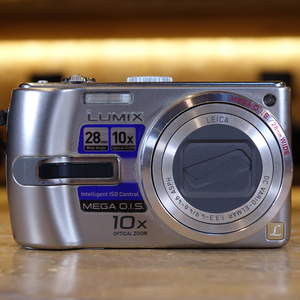 Used Panasonic Lumix TZ3 Silver Digital Compact Camera
