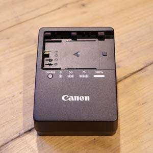 Used Canon LC-E6 US-ONLY Battery Charger for LP-E6 Batteries
