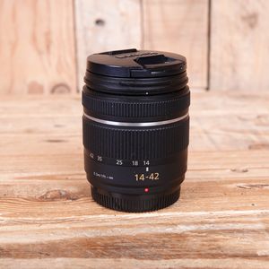 Used Panasonic AF 14-42mm F3.5-5.6 Mega OIS Micro Four Thirds Fit Lens