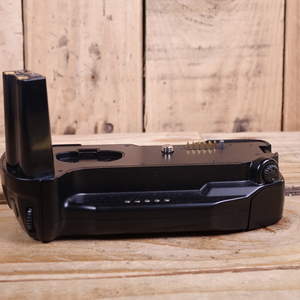 Used Minolta VC-700 Battery Grip for Dynax 700si 800si