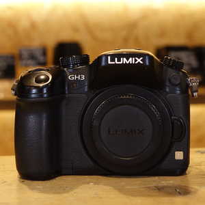 Used Panasonic Lumix GH3 Camera Body